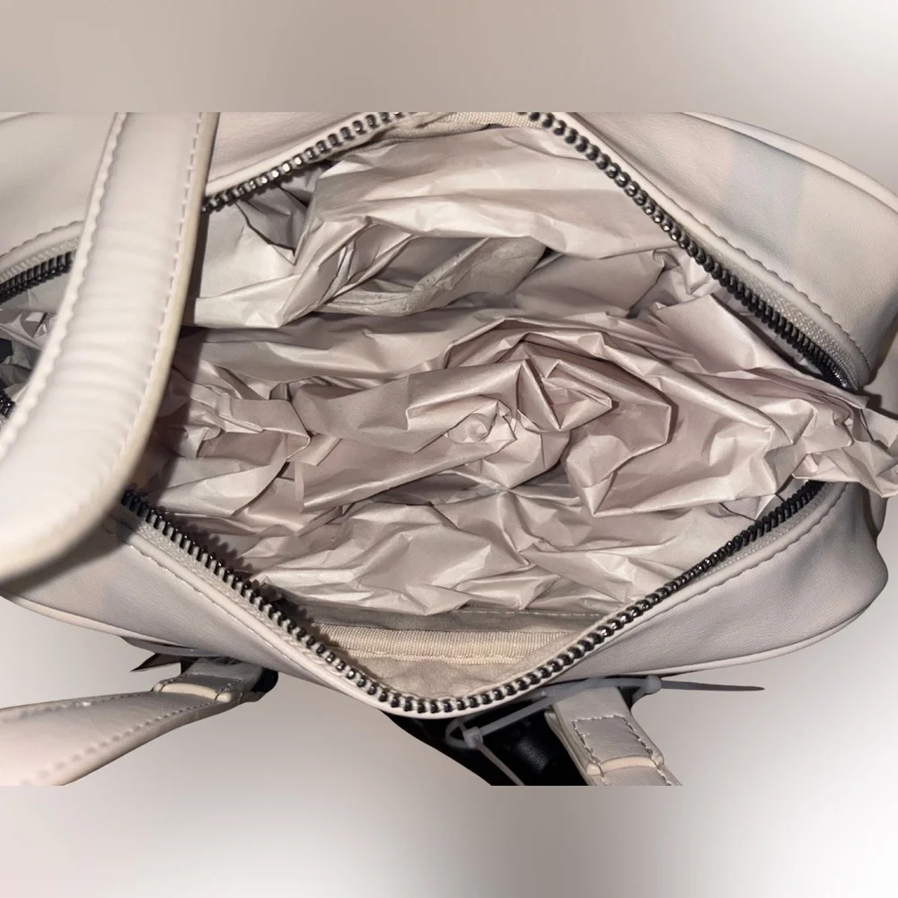 Steve Madden Bmikey Quilted Satchel – White/Black Charm Bag, NWT - Picture 6 of 6